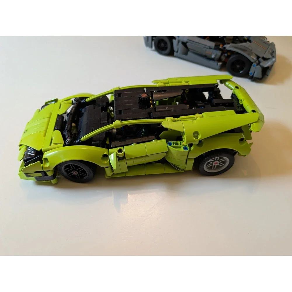 LEGO Technic Toy Lot of 2 Lime Lamborghini‎ Sian FKP 37 42115 Supercar 1:8 Scale